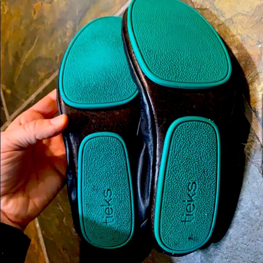 TIEKS Classic Matte Black Leather flats